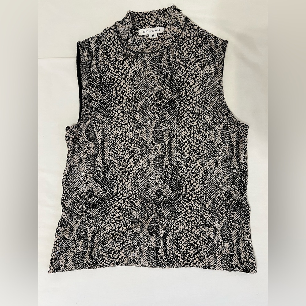 St. John Black Tan Animal Print Knit Sleeveless Mock Neck Sequin Top Size M - Picture 3 of 8